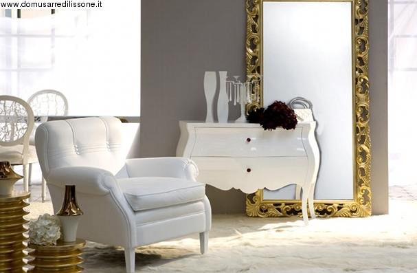Specchiera e poltrona MODa